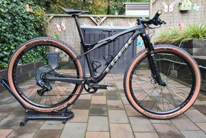 Image post by @esigrips on Instagram