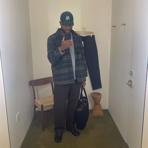 Image post by @poshmarkmens on Instagram