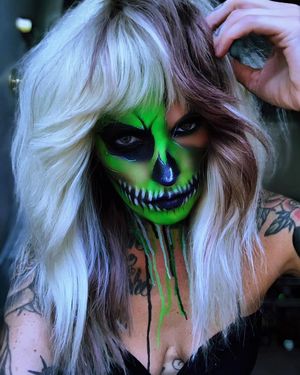 Image post by @behindthechair_com on Instagram