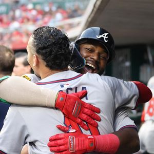 Image post by @losbravos on Instagram