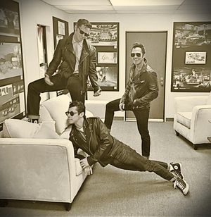 Image post by @therealcarlospena on Instagram