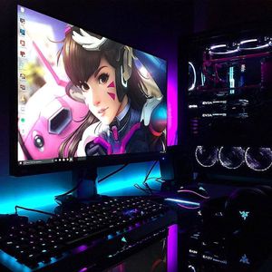 Image post by @razer on Instagram