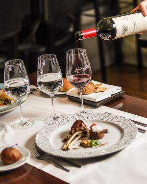 Image post by @hotelmadero on Instagram