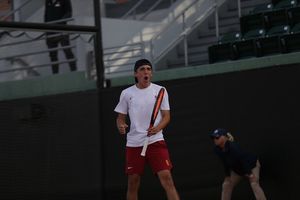 Image post by @uscmenstennis on Instagram