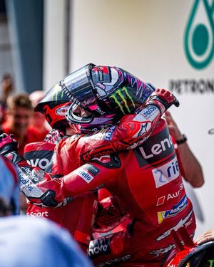 Image post by @shellmotorsport on Instagram
