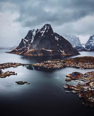 Image post by @dronepals on Instagram