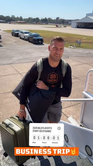 Video post by @houstondynamo on Facebook