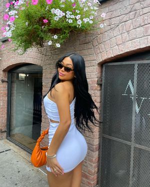Image post by @brendalandworld on Instagram