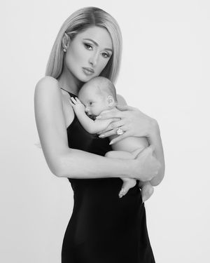 Image post by @parishilton on Instagram
