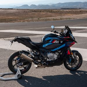 Image post by @bmwmotorradusa on Instagram