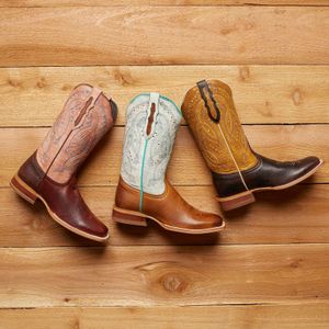 Image post by @tonylamaboots on Instagram