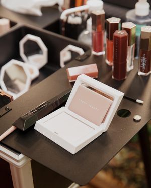 Image post by @fentybeauty on Instagram