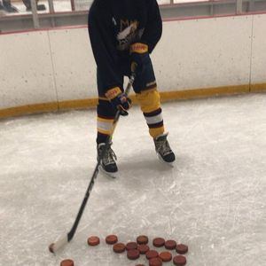 Image post by @hes_hockey on Instagram