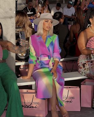 Image post by @prettylittlething on Instagram