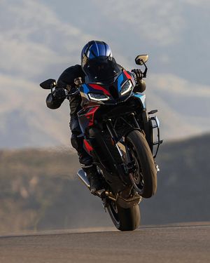 Image post by @bmwmotorradusa on Instagram