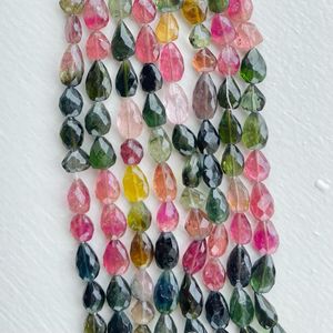 Image post by @beadcache on Instagram