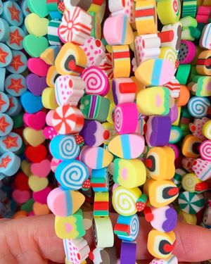 Image post by @beadcache on Instagram