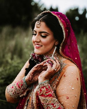 Image post by @thismodernlovephoto on Instagram