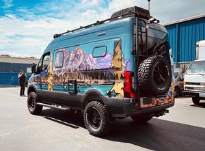 Image post by @owl.van.engineering on Instagram