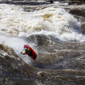 Image post by @nicktroutmankayak on Instagram