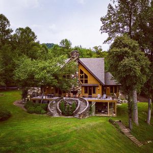 Image post by @christiesrealestate on Instagram