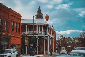 Image post by @nauflagstaff on Instagram