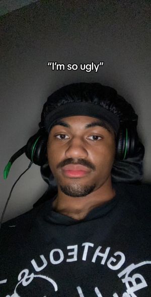 Image post by @stklew on TikTok
