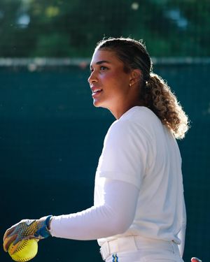 Image post by @uclasoftball on Instagram
