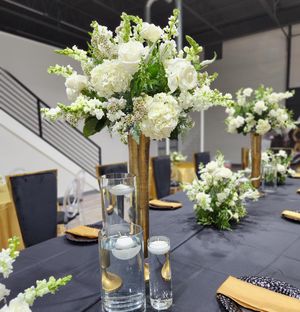 Image post by @flowergardenatl on Instagram