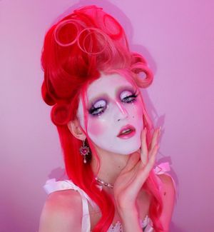 Image post by @lillyteel on Instagram