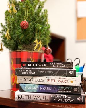 Image post by @gallerybooks on Instagram