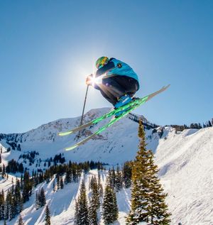 Image post by @cufreeskiing on Instagram