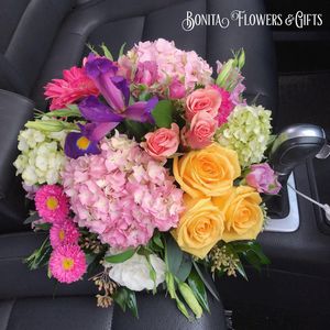 Image post by @bonita_flowers on Instagram