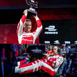 Image post by @mahindraracing on Instagram