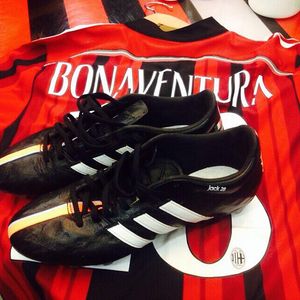 Image post by @adidasita on Instagram