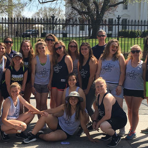 Image post by @juniatawlax on Instagram