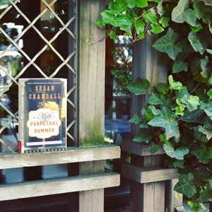 Image post by @gallerybooks on Instagram