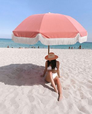 Image post by @theconfidante on Instagram