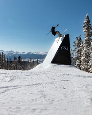 Image post by @cufreeskiing on Instagram