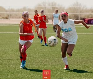 Image post by @ecnlgirls on Instagram