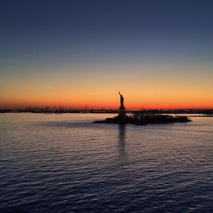 Image post by @nyonair on Instagram