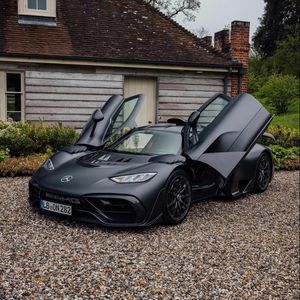 Image post by @mercedesamg on Instagram