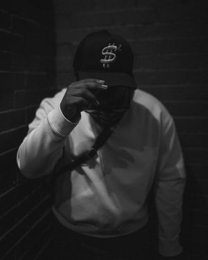 Image post by @thedariussanders on Instagram