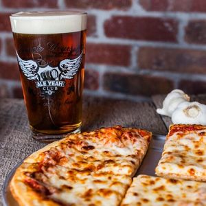 Image post by @parryspizza on Instagram