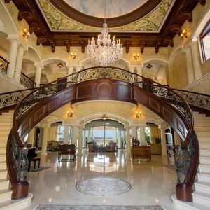 Image post by @christiesrealestate on Instagram
