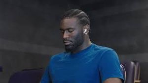 Video post by @uw_athletics on YouTube