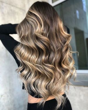 Image post by @behindthechair_com on Instagram