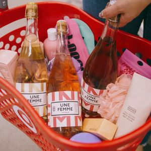 Image post by @unefemmewines on Instagram
