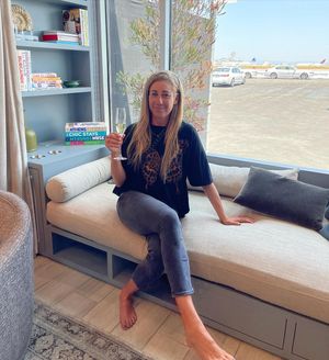 Image post by @aprilrossbeach on Instagram