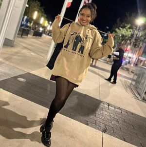 Image post by @kaylacezanne on Instagram